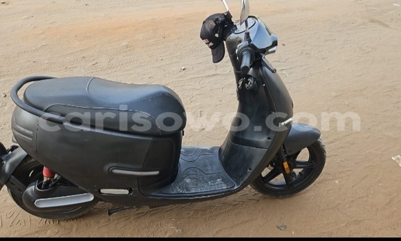 Sayi Na hannu Ebr Motorcycles RR Black Motsi in Cotonou a Benin Sayi Na hannu Ebr Motorcycles RR Black Motsi in Cotonou a Benin