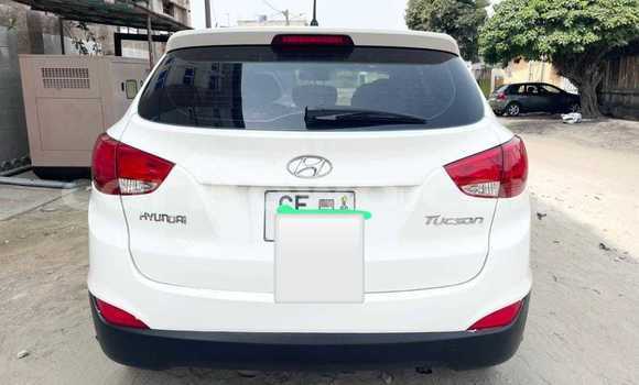 Acheter Occasion Voiture Hyundai Tucson Blanc à Cotonou, Benin Acheter Occasion Voiture Hyundai Tucson Blanc à Cotonou, Benin