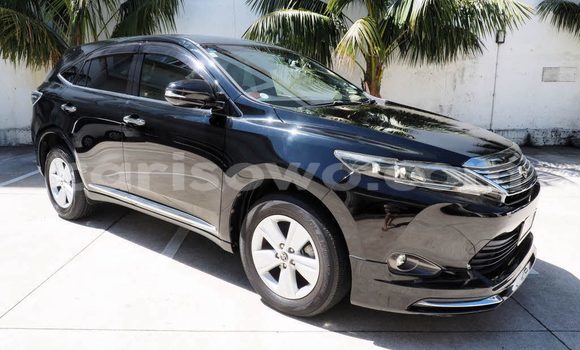 Sayi Na hannu Toyota Harrier Black Mota in Porto Novo a Benin Sayi Na hannu Toyota Harrier Black Mota in Porto Novo a Benin