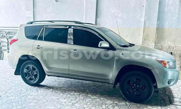 Buy Used Toyota RAV4 Other Car in Abomey Calavi in Benign Buy Used Toyota RAV4 Other Car in Abomey Calavi in Benign