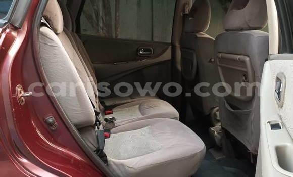 Ra Àlòkù Nissan Almera Tino Miiran Ọkọ̀ in Cotonou ni Benin
