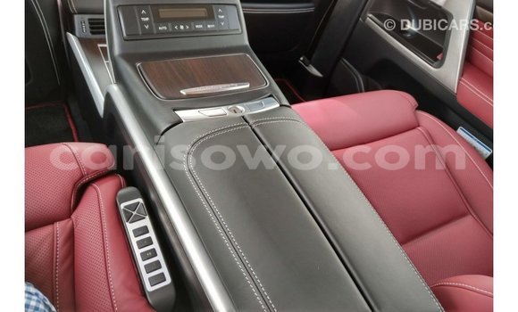 Sayi Imported Toyota Land Cruiser Black Mota in Import - Dubai a Benin Sayi Imported Toyota Land Cruiser Black Mota in Import - Dubai a Benin