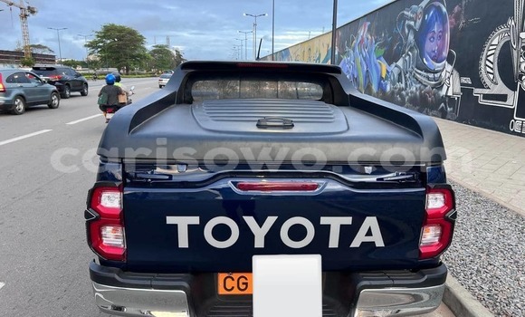Acheter Occasion Voiture Toyota Hilux Noir à Cotonou, Benin Acheter Occasion Voiture Toyota Hilux Noir à Cotonou, Benin