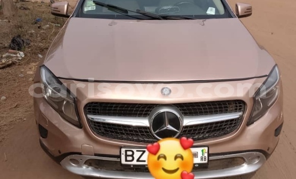 Acheter Occasion Voiture Mercedes-Benz 250 Marron à Cotonou, Benin