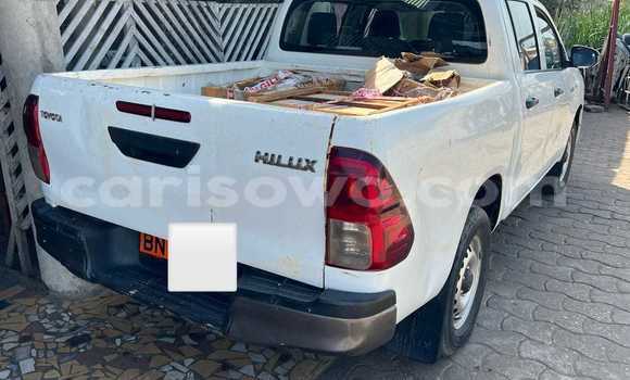 Buy Used Toyota Hilux White Car in Cotonou in Benign Buy Used Toyota Hilux White Car in Cotonou in Benign