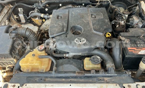 Buy Used Toyota Hilux White Car in Cotonou in Benign Buy Used Toyota Hilux White Car in Cotonou in Benign