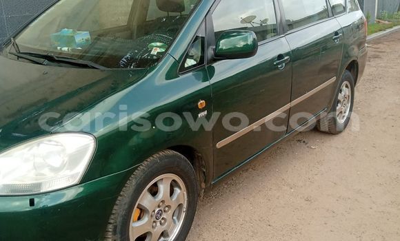 Acheter Occasion Voiture Toyota Avensis Verso Vert à Cotonou, Benin Acheter Occasion Voiture Toyota Avensis Verso Vert à Cotonou, Benin