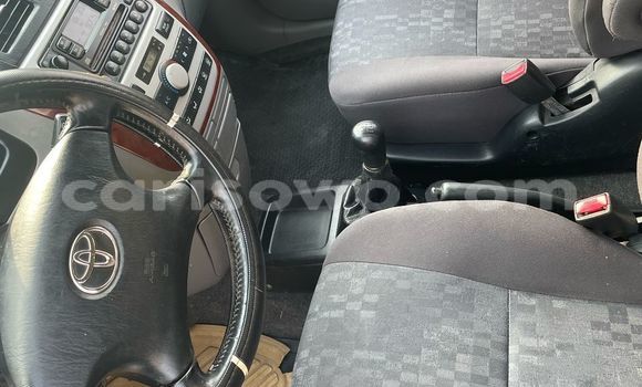 Acheter Occasion Voiture Toyota Avensis Verso Vert à Cotonou, Benin Acheter Occasion Voiture Toyota Avensis Verso Vert à Cotonou, Benin