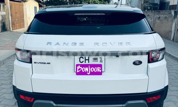 Sayi Na hannu Range Rover Evoque White Mota in Cotonou a Benin Sayi Na hannu Range Rover Evoque White Mota in Cotonou a Benin