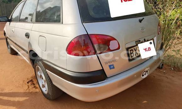 Sayi Na hannu Toyota Avensis Sauran Mota in Cotonou a Benin Sayi Na hannu Toyota Avensis Sauran Mota in Cotonou a Benin