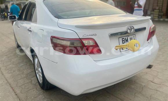 Sayi Na hannu Toyota Camry White Mota in Cotonou a Benin Sayi Na hannu Toyota Camry White Mota in Cotonou a Benin