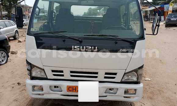 Acheter Occasion Voiture Isuzu 117 Blanc à Cotonou, Benin