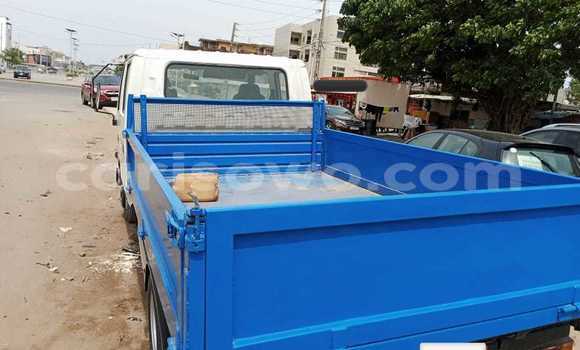Ra Àlòkù Isuzu 117 funfun Ọkọ̀ in Cotonou ni Benin Ra Àlòkù Isuzu 117 funfun Ọkọ̀ in Cotonou ni Benin