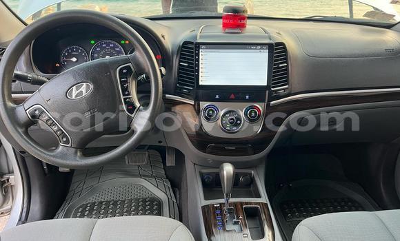 Acheter Occasion Voiture Hyundai Santa Fe Gris à Cotonou, Benin Acheter Occasion Voiture Hyundai Santa Fe Gris à Cotonou, Benin