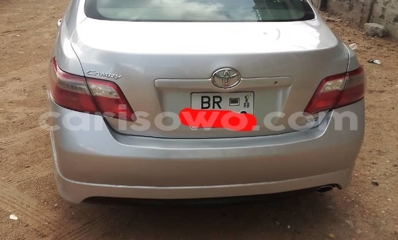 Sayi Na hannu Toyota Camry Azurfa Mota in Cotonou a Benin Sayi Na hannu Toyota Camry Azurfa Mota in Cotonou a Benin