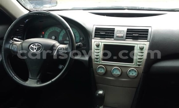 Sayi Na hannu Toyota Camry Azurfa Mota in Cotonou a Benin Sayi Na hannu Toyota Camry Azurfa Mota in Cotonou a Benin