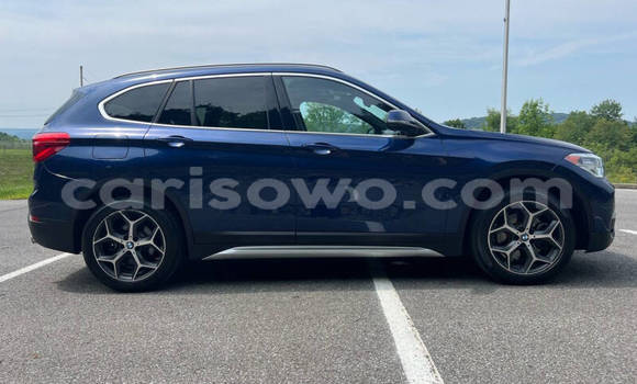 Sayi Na hannu BMW X1 Blue Mota in Porto Novo a Benin Sayi Na hannu BMW X1 Blue Mota in Porto Novo a Benin