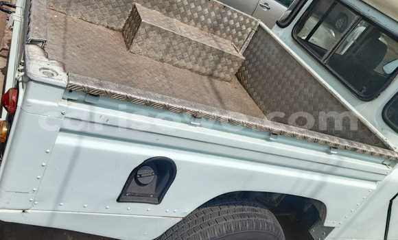 Buy Used Land Rover Discovery Sport White Car in Cotonou in Benign Buy Used Land Rover Discovery Sport White Car in Cotonou in Benign