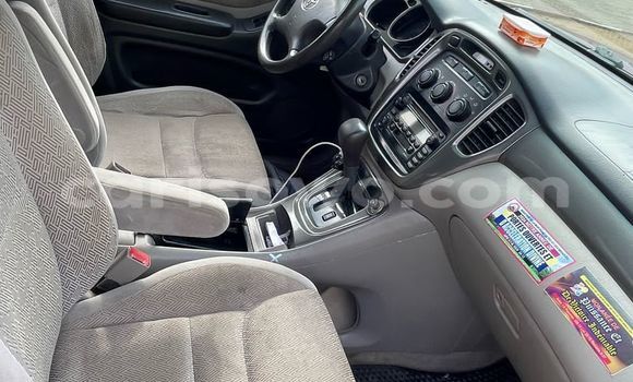 Ra Àlòkù Toyota Highlander Red Ọkọ̀ in Cotonou ni Benin Ra Àlòkù Toyota Highlander Red Ọkọ̀ in Cotonou ni Benin