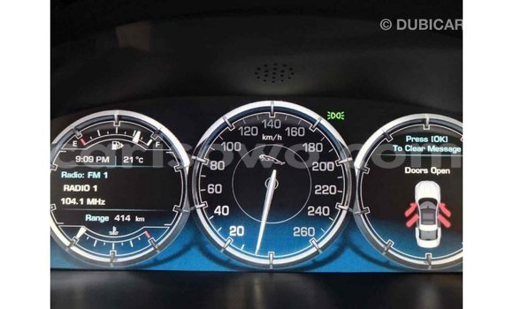 Sayi Imported Jaguar XJ Black Mota in Import - Dubai a Benin