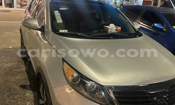 Acheter Occasion Voiture Kia Sportage Gris à Cotonou, Benin Acheter Occasion Voiture Kia Sportage Gris à Cotonou, Benin