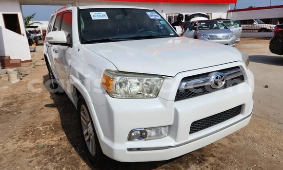 Acheter Occasion Voiture Toyota 4Runner Blanc à Cotonou, Benin