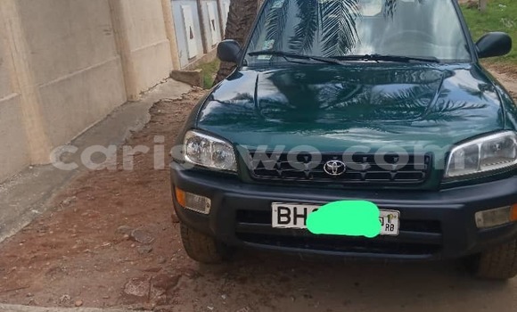 Acheter Occasion Voiture Toyota RAV4 Vert à Cotonou, Benin Acheter Occasion Voiture Toyota RAV4 Vert à Cotonou, Benin