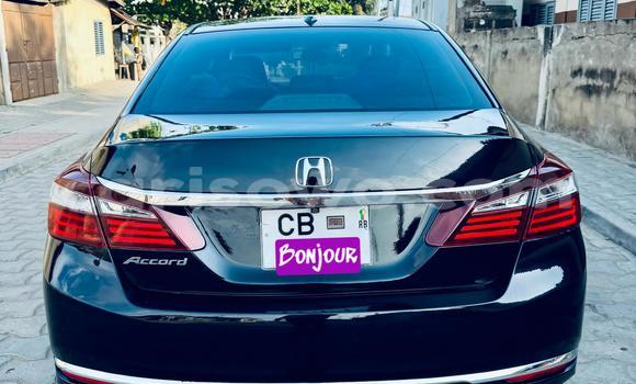 Acheter Occasion Voiture Honda Accord Noir à Cotonou, Benin Acheter Occasion Voiture Honda Accord Noir à Cotonou, Benin