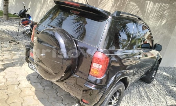 Ra Àlòkù Toyota RAV4 Black Ọkọ̀ in Cotonou ni Benin Ra Àlòkù Toyota RAV4 Black Ọkọ̀ in Cotonou ni Benin