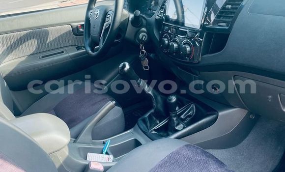 Buy Used Toyota Hilux Green Car in Cotonou in Benign Buy Used Toyota Hilux Green Car in Cotonou in Benign