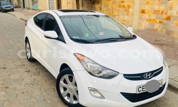 Acheter Occasion Voiture Hyundai Elantra Blanc à Cotonou, Benin Acheter Occasion Voiture Hyundai Elantra Blanc à Cotonou, Benin
