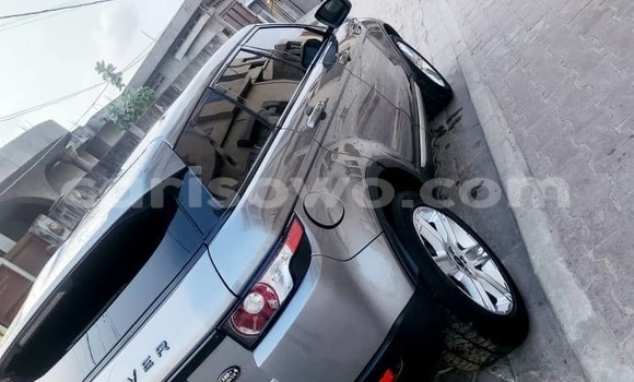 Acheter Occasion Voiture Range Rover Evoque Gris à Cotonou, Benin Acheter Occasion Voiture Range Rover Evoque Gris à Cotonou, Benin
