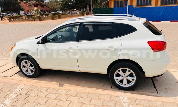 Acheter Occasion Voiture Nissan Rogue Blanc à Cotonou, Benin Acheter Occasion Voiture Nissan Rogue Blanc à Cotonou, Benin