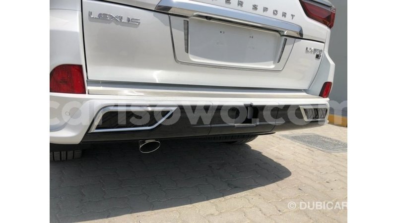 Big with watermark e2e7dea3 0887 404b b46c 4514e53104fc