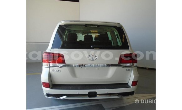 Buy Import Toyota Land Cruiser Other Car in Import - Dubai in Benign Buy Import Toyota Land Cruiser Other Car in Import - Dubai in Benign