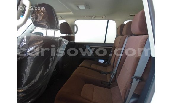 Buy Import Toyota Land Cruiser Other Car in Import - Dubai in Benign Buy Import Toyota Land Cruiser Other Car in Import - Dubai in Benign