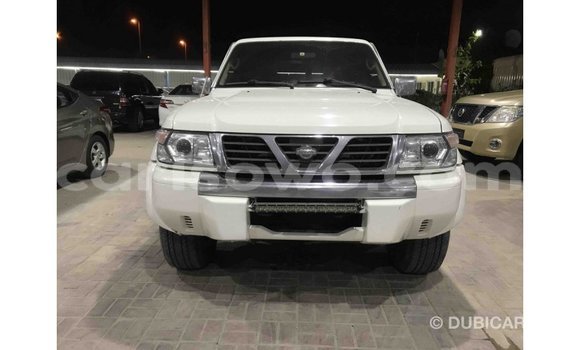 Ra Imported Nissan Patrol funfun Ọkọ̀ in Import - Dubai ni Benin Ra Imported Nissan Patrol funfun Ọkọ̀ in Import - Dubai ni Benin