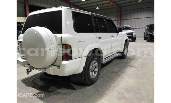 Ra Imported Nissan Patrol funfun Ọkọ̀ in Import - Dubai ni Benin Ra Imported Nissan Patrol funfun Ọkọ̀ in Import - Dubai ni Benin