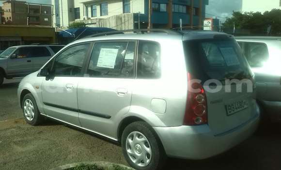 Sayi Na hannu Mazda Premacy Azurfa Mota in Cotonou a Benin Sayi Na hannu Mazda Premacy Azurfa Mota in Cotonou a Benin