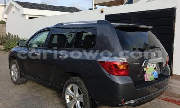Acheter Occasion Voiture Toyota Highlander Gris à Abomey Calavi, Benin Acheter Occasion Voiture Toyota Highlander Gris à Abomey Calavi, Benin