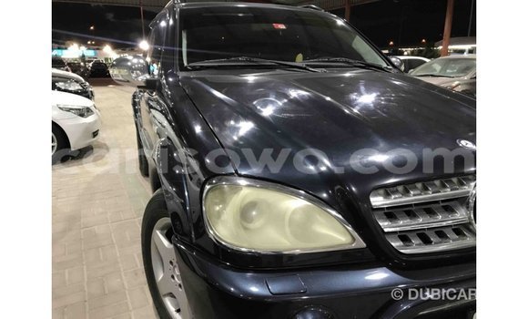 Ra Imported Mercedes-Benz 190 (W201) Blue Ọkọ̀ in Import - Dubai ni Benin Ra Imported Mercedes-Benz 190 (W201) Blue Ọkọ̀ in Import - Dubai ni Benin