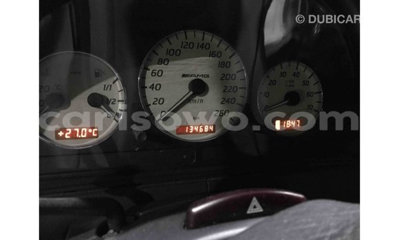 Ra Imported Mercedes-Benz 190 (W201) Blue Ọkọ̀ in Import - Dubai ni Benin Ra Imported Mercedes-Benz 190 (W201) Blue Ọkọ̀ in Import - Dubai ni Benin