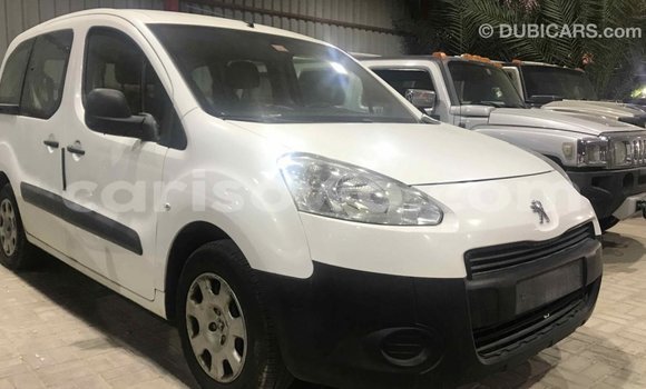 Ra Imported Peugeot Partner funfun Ọkọ̀ in Import - Dubai ni Benin Ra Imported Peugeot Partner funfun Ọkọ̀ in Import - Dubai ni Benin