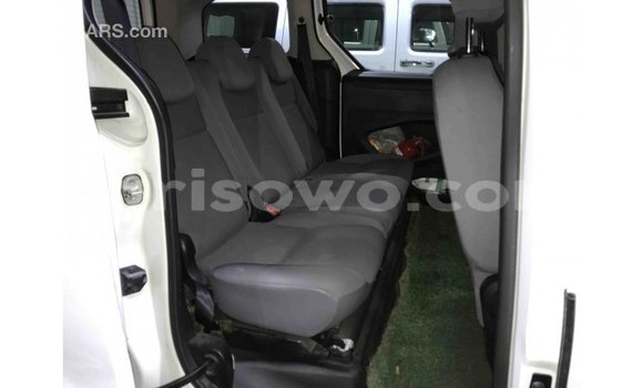 Ra Imported Peugeot Partner funfun Ọkọ̀ in Import - Dubai ni Benin Ra Imported Peugeot Partner funfun Ọkọ̀ in Import - Dubai ni Benin