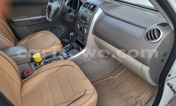 Acheter Occasion Voiture Suzuki Grand Vitara Blanc à Cotonou, Benin Acheter Occasion Voiture Suzuki Grand Vitara Blanc à Cotonou, Benin