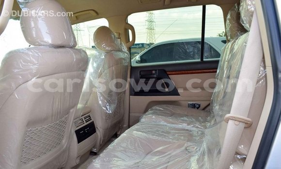 Ra Imported Toyota Land Cruiser Miiran Ọkọ̀ in Import - Dubai ni Benin Ra Imported Toyota Land Cruiser Miiran Ọkọ̀ in Import - Dubai ni Benin