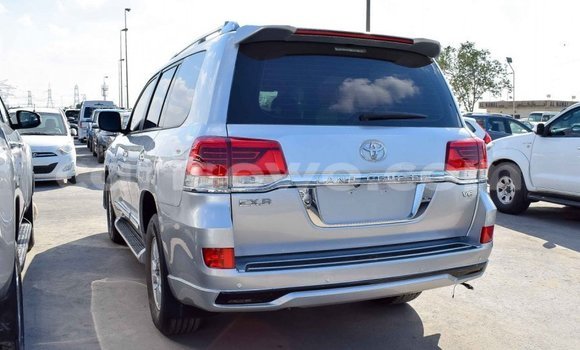 Ra Imported Toyota Land Cruiser Miiran Ọkọ̀ in Import - Dubai ni Benin Ra Imported Toyota Land Cruiser Miiran Ọkọ̀ in Import - Dubai ni Benin
