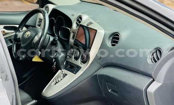 Acheter Occasion Voiture Toyota Matrix Noir à Cotonou, Benin Acheter Occasion Voiture Toyota Matrix Noir à Cotonou, Benin