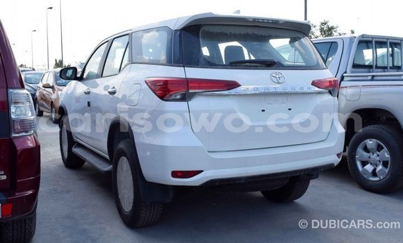 Buy Import Toyota Fortuner White Car in Import - Dubai in Benign Buy Import Toyota Fortuner White Car in Import - Dubai in Benign