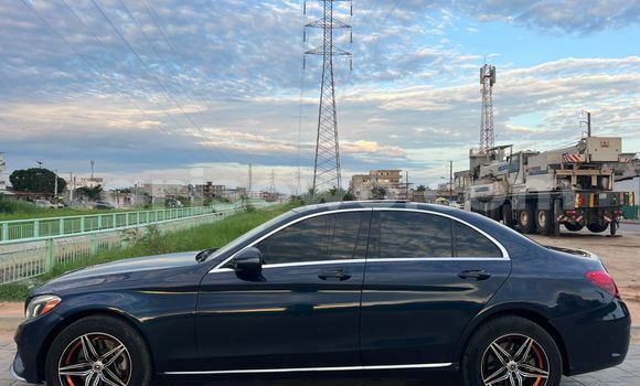 Acheter Occasion Voiture Mercedes Viano Noir à Abomey Calavi, Benin Acheter Occasion Voiture Mercedes Viano Noir à Abomey Calavi, Benin